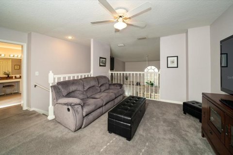 Townhouse in Tampa, Florida 2 bedrooms, 153.47 sq.m. № 1515385 - photo 23