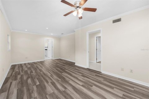 Villa ou maison à vendre à Gainesville, Floride: 3 chambres, 194.54 m2 № 2134301 - photo 16