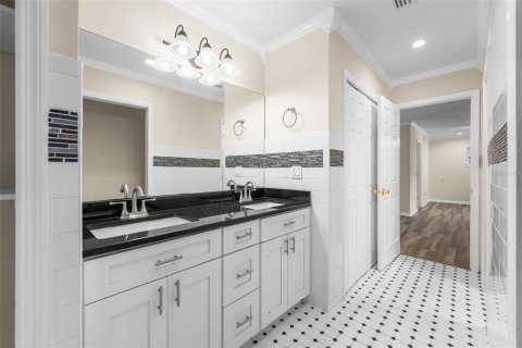 Villa ou maison à vendre à Gainesville, Floride: 3 chambres, 194.54 m2 № 2134301 - photo 19