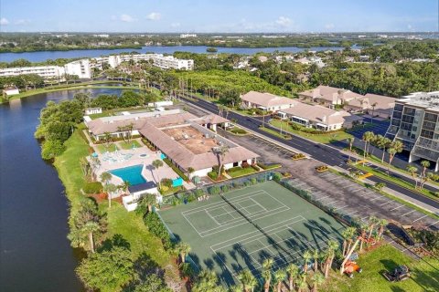 Condo in Saint Petersburg, Florida, 1 bedroom  № 1843171 - photo 2