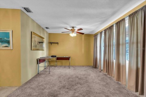 Condo in Saint Petersburg, Florida, 1 bedroom  № 1843171 - photo 8