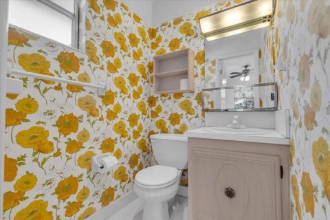 Condo in Saint Petersburg, Florida, 1 bedroom  № 1843171 - photo 12