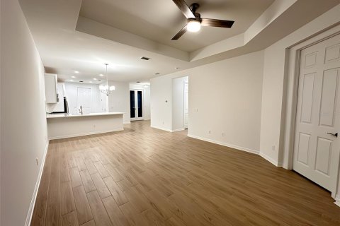 Casa en alquiler en Lakewood Ranch, Florida, 2 dormitorios, 133.04 m2 № 2107521 - foto 2