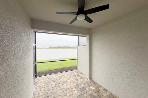Casa en alquiler en Lakewood Ranch, Florida, 2 dormitorios, 133.04 m2 № 2107521 - foto 23