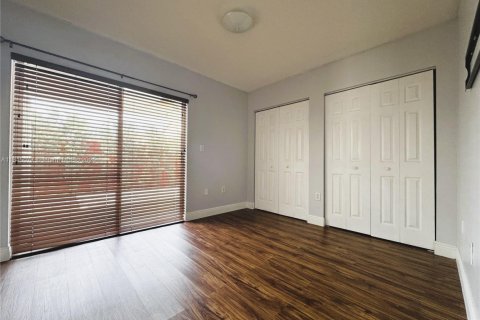 Casa en venta en Miami, Florida, 3 dormitorios, 115.66 m2 № 1766398 - foto 14