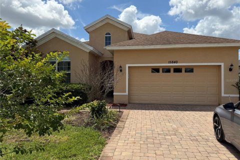 Villa ou maison à Clermont, Floride 4 chambres, 209.77 m2 № 2113503