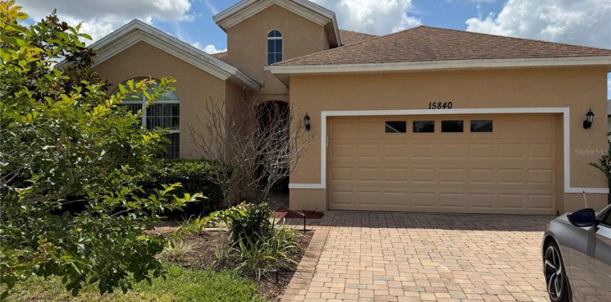 Villa ou maison à Clermont, Floride 4 chambres, 209.77 m2 № 2113503