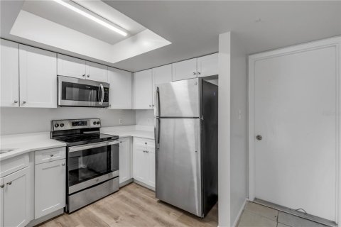 Casa en venta en Apopka, Florida, 3 dormitorios, 118.17 m2 № 2122870 - foto 7