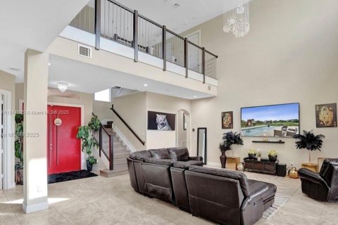 Снять в аренду виллу или дом в Дейви, Флорида 5 спален, 375.7м2, № 2016178 - фото 8