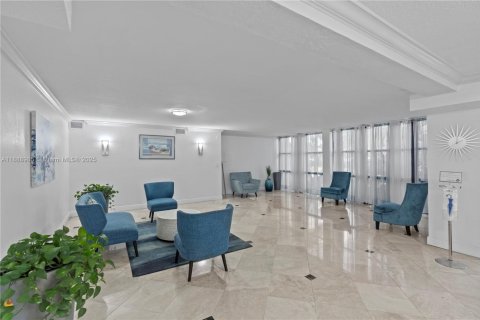 Copropriété à louer à Hallandale Beach, Floride: 1 chambre, 99.87 m2 № 1939139 - photo 26