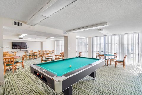 Copropriété à louer à Hallandale Beach, Floride: 1 chambre, 99.87 m2 № 1939139 - photo 30