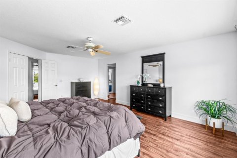 Casa en venta en Boca Raton, Florida, 5 dormitorios, 268.49 m2 № 2246303 - foto 17