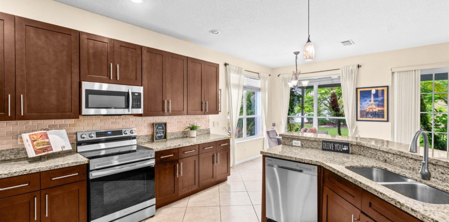 Casa en Boca Raton, Florida 5 dormitorios, 268.49 m2 № 2246303