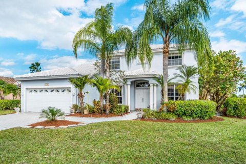 Casa en venta en Boca Raton, Florida, 5 dormitorios, 268.49 m2 № 2246303 - foto 2