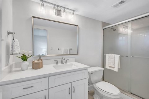 Condo in Sarasota, Florida, 2 bedrooms  № 1913727 - photo 29