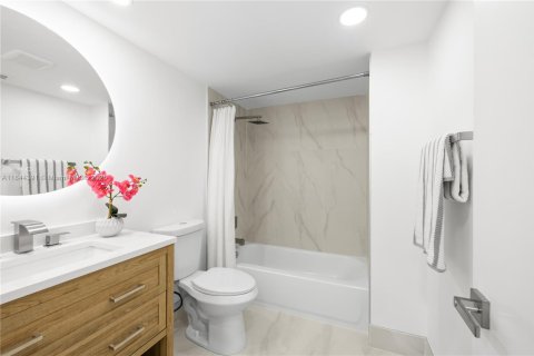 Copropriété à vendre à Pembroke Pines, Floride: 2 chambres, 140 m2 № 1840887 - photo 23