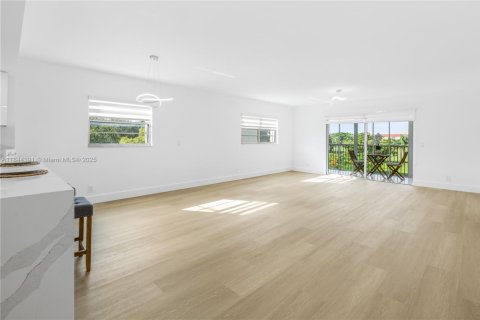 Copropriété à vendre à Pembroke Pines, Floride: 2 chambres, 140 m2 № 1840887 - photo 8