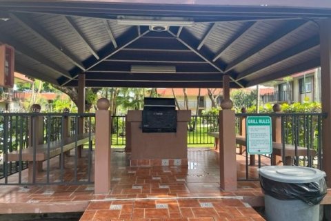 Condo in Miami, Florida, 1 bedroom  № 1874441 - photo 12