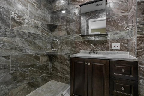 Casa en alquiler en Tampa, Florida, 3 dormitorios, 165.64 m2 № 1905360 - foto 26