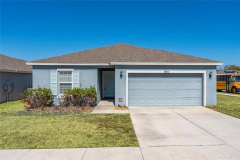 Casa en Haines City, Florida 4 dormitorios, 148.64 m2 № 2097313