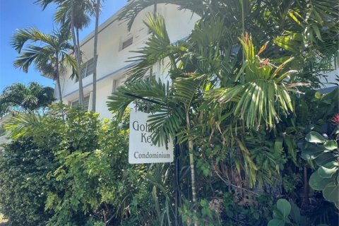 Copropriété à louer à Bay Harbor Islands, Floride: 1 chambre, 75.25 m2 № 1995627 - photo 10