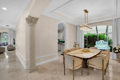 Villa ou maison à vendre à West Palm Beach, Floride: 5 chambres, 437.38 m2 № 2077663 - photo 12
