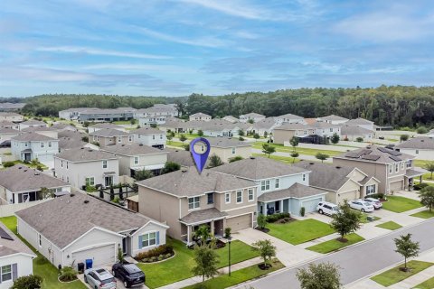 House in Wesley Chapel, Florida 5 bedrooms, 241.64 sq.m. № 1899730 - photo 6