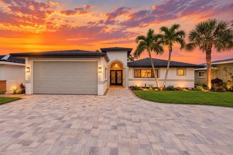 Casa en Clearwater, Florida 3 dormitorios, 225.75 m2 № 2371857