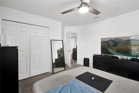 House in Davenport, Florida 4 bedrooms, 215.16 sq.m. № 1732375 - photo 23