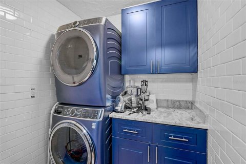 Купить коммерческую недвижимость в Сарасота, Флорида 4 спальни, 131.09м2, № 1909952 - фото 20