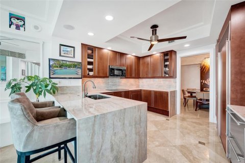 Купить кондоминиум в Форт-Лодердейл, Флорида 2 спальни, 196.02м2, № 1965595 - фото 19