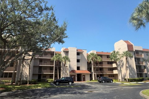 Condo in Davie, Florida, 3 bedrooms  № 1850656 - photo 1