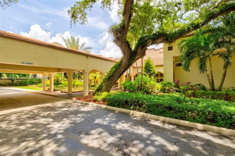 Condo in Davie, Florida, 3 bedrooms  № 1850656 - photo 19