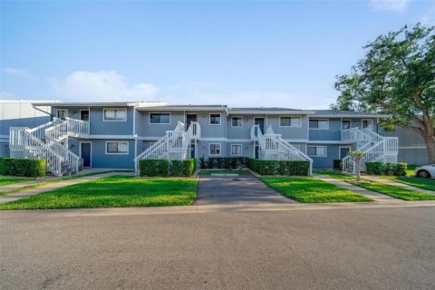 Condo in Bradenton, Florida, 2 bedrooms  № 1647682 - photo 4