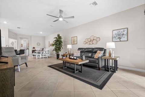 House in Punta Gorda, Florida 2 bedrooms, 144.93 sq.m. № 2396351 - photo 15