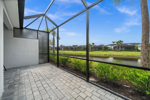 House in Punta Gorda, Florida 2 bedrooms, 144.93 sq.m. № 2396351 - photo 30