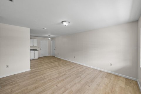 Casa en venta en Dade City, Florida, 3 dormitorios, 95.32 m2 № 1916002 - foto 9