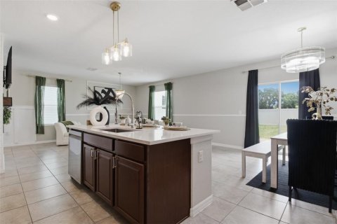 Villa ou maison à vendre à Wimauma, Floride: 4 chambres, 177.81 m2 № 2202481 - photo 8