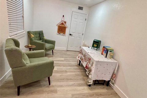 Casa en alquiler en Orlando, Florida, 4 dormitorios, 131.55 m2 № 2007161 - foto 18