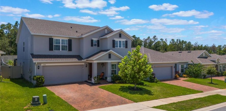 House in Minneola, Florida 5 bedrooms, 301.47 sq.m. № 1906151