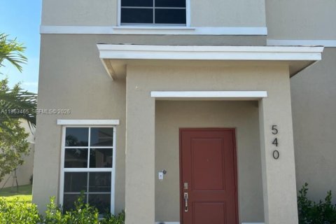 Adosado en Florida City, Florida 2 dormitorios, 112.23 m2 № 2025320