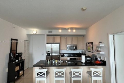 Condominio en venta en Miami, Florida, 2 dormitorios, 94.11 m2 № 1794385 - foto 10