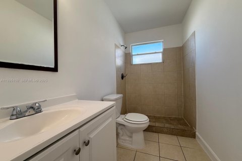 Casa en venta en Miramar, Florida, 2 dormitorios, 133.59 m2 № 1984669 - foto 14