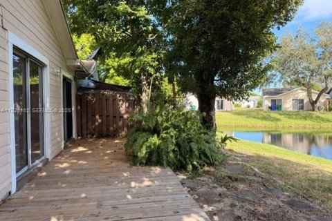 Casa en venta en Miramar, Florida, 2 dormitorios, 133.59 m2 № 1984669 - foto 20