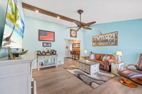 House in Jupiter, Florida 3 bedrooms, 145.58 sq.m. № 2185695