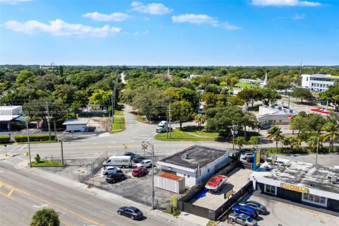 Immobilier commercial à vendre à Miami, Floride № 2081768 - photo 7