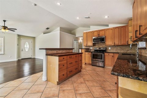 House in Odessa, Florida 3 bedrooms, 166.11 sq.m. № 1879414 - photo 13