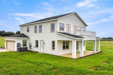 House in Morriston, Florida 4 bedrooms, 302.3 sq.m. № 1909744 - photo 8