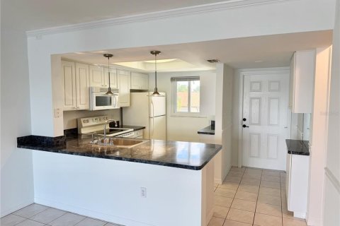 Condo in Punta Gorda, Florida, 2 bedrooms  № 2379258 - photo 2