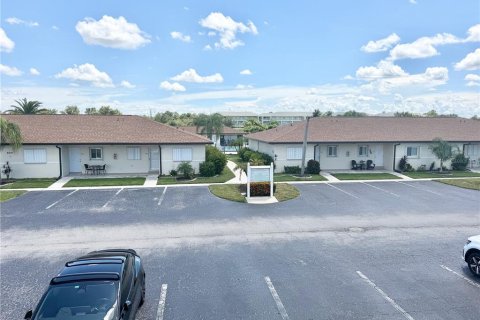 Condo in Punta Gorda, Florida, 2 bedrooms  № 2379258 - photo 22